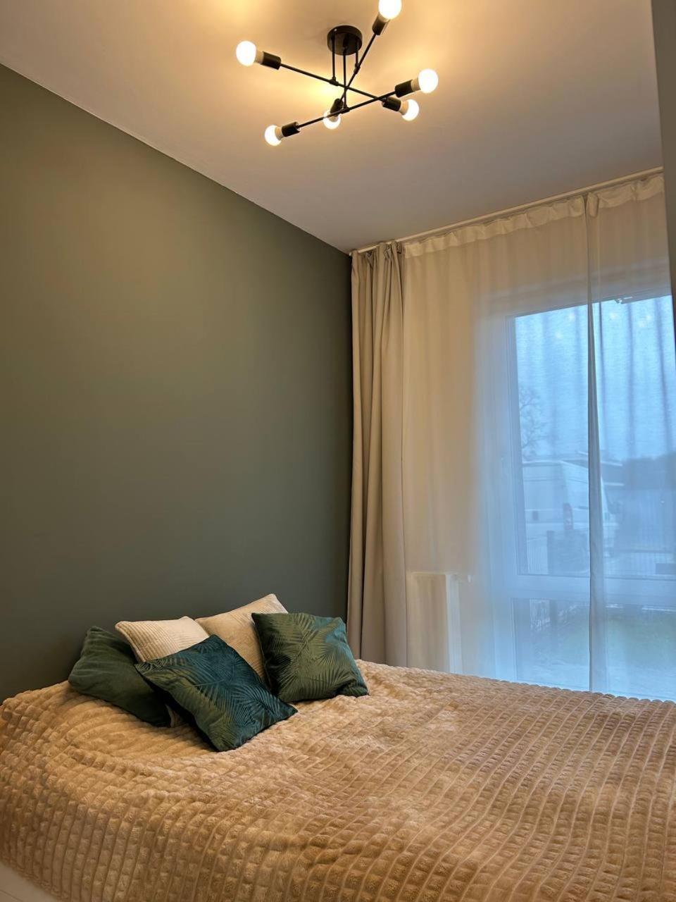 Warsaw Airport Apartment Buitenkant foto